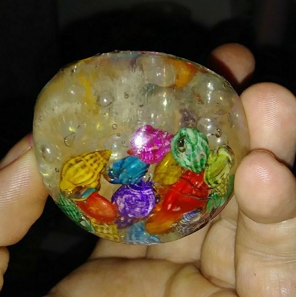Half sphere rainbow seashell and bubble pendant - Picture 2 of 2